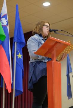 Odkritje obeležja Rastoča knjiga 8